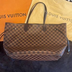 Louis Vuitton Neverfull GM authentic gently used. Including dust bag/original